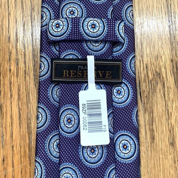 JOS A BANK RESERVE Silk Tie 57" x 3.25" Blue Medallions on Purple Necktie NWT - Picture 5 of 7